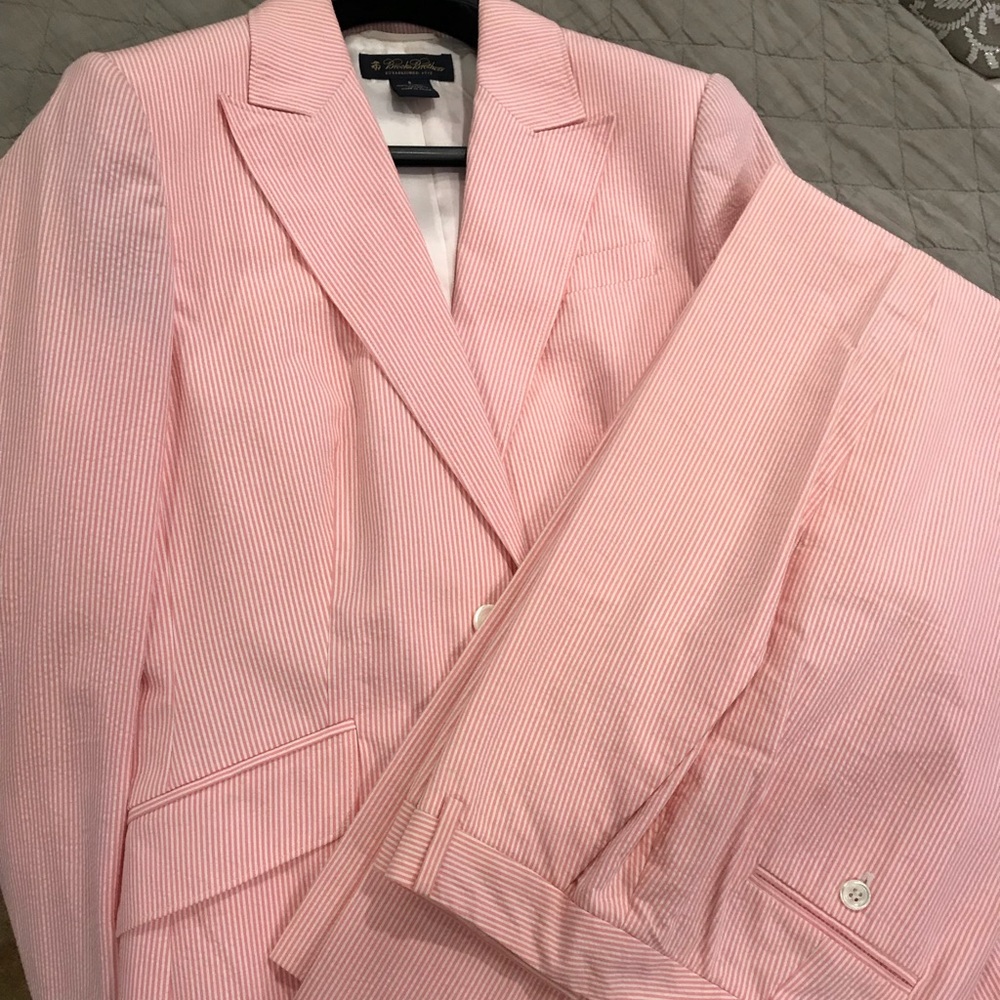 Brooks Brothers women’s seersucker suit